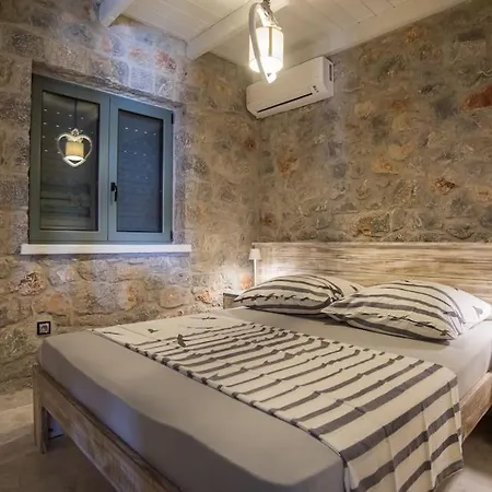 Villa αοιδή